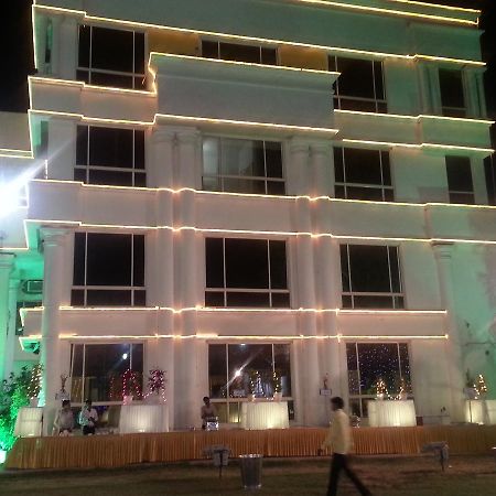 Sanskar Upvan Bhopal Bagian luar foto