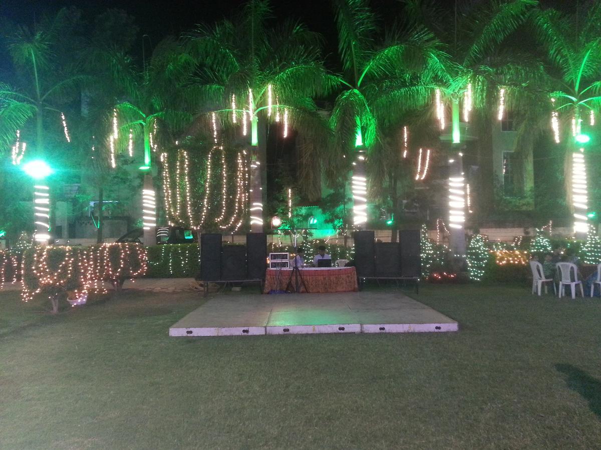Sanskar Upvan Bhopal Bagian luar foto