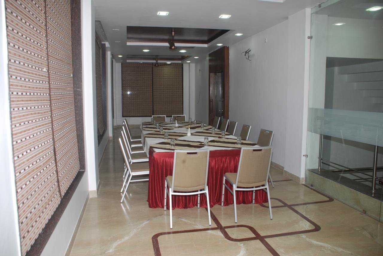 Sanskar Upvan Bhopal Bagian luar foto